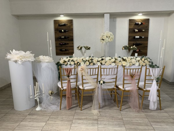 dada-cvetna-dekoracija-za-vencanje-13